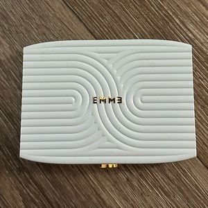 EMME Bluetooth Smart Pill Case